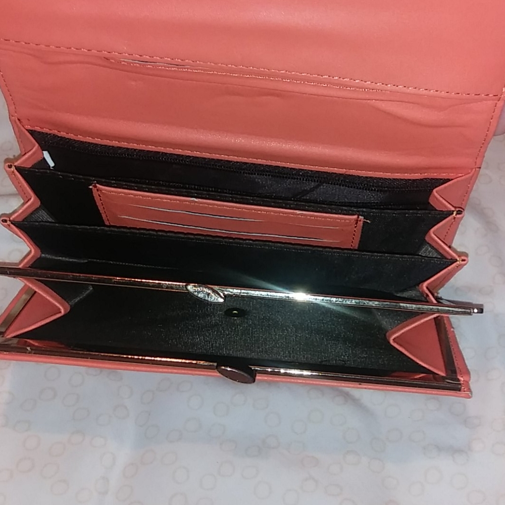 Wallet - Picture 3 of 3